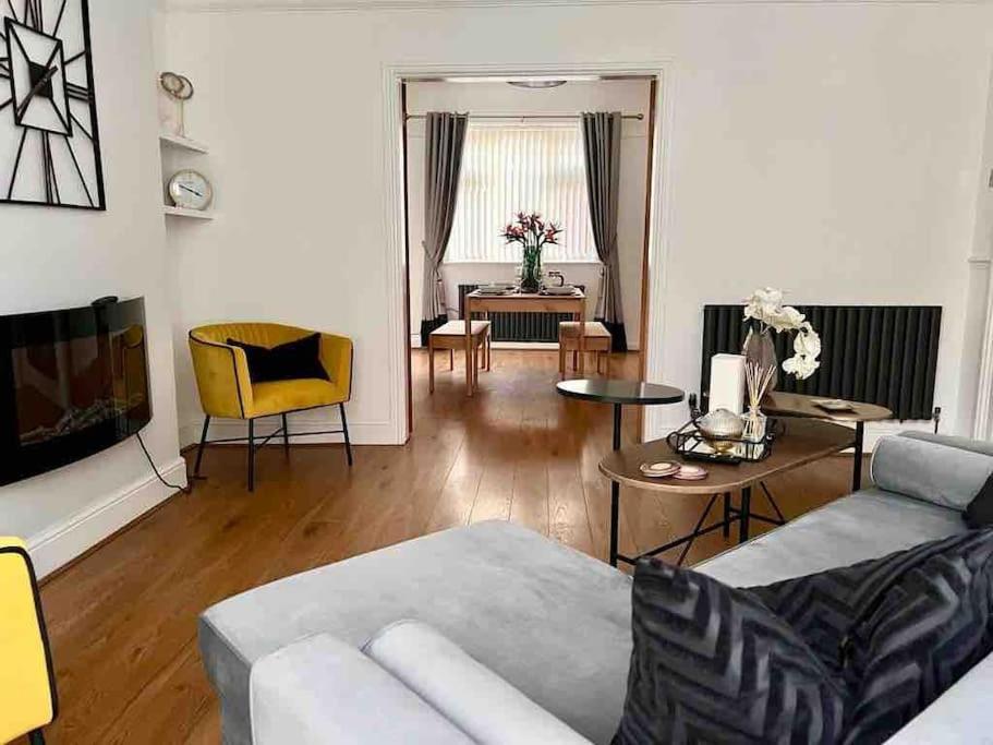 ליברפול Anfield Home Sleeps 5 Close To Lfc Free Parking מראה חיצוני תמונה