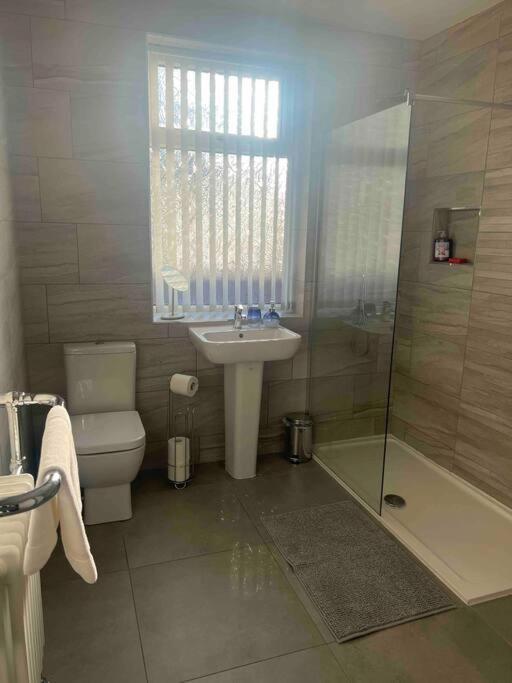 ליברפול Anfield Home Sleeps 5 Close To Lfc Free Parking מראה חיצוני תמונה